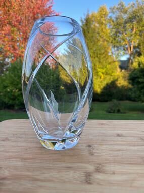 Tiffany & Co. Swirl Optic Crystal Vase 8-3/8” Lead Crystal 3.4 lbs~Italy